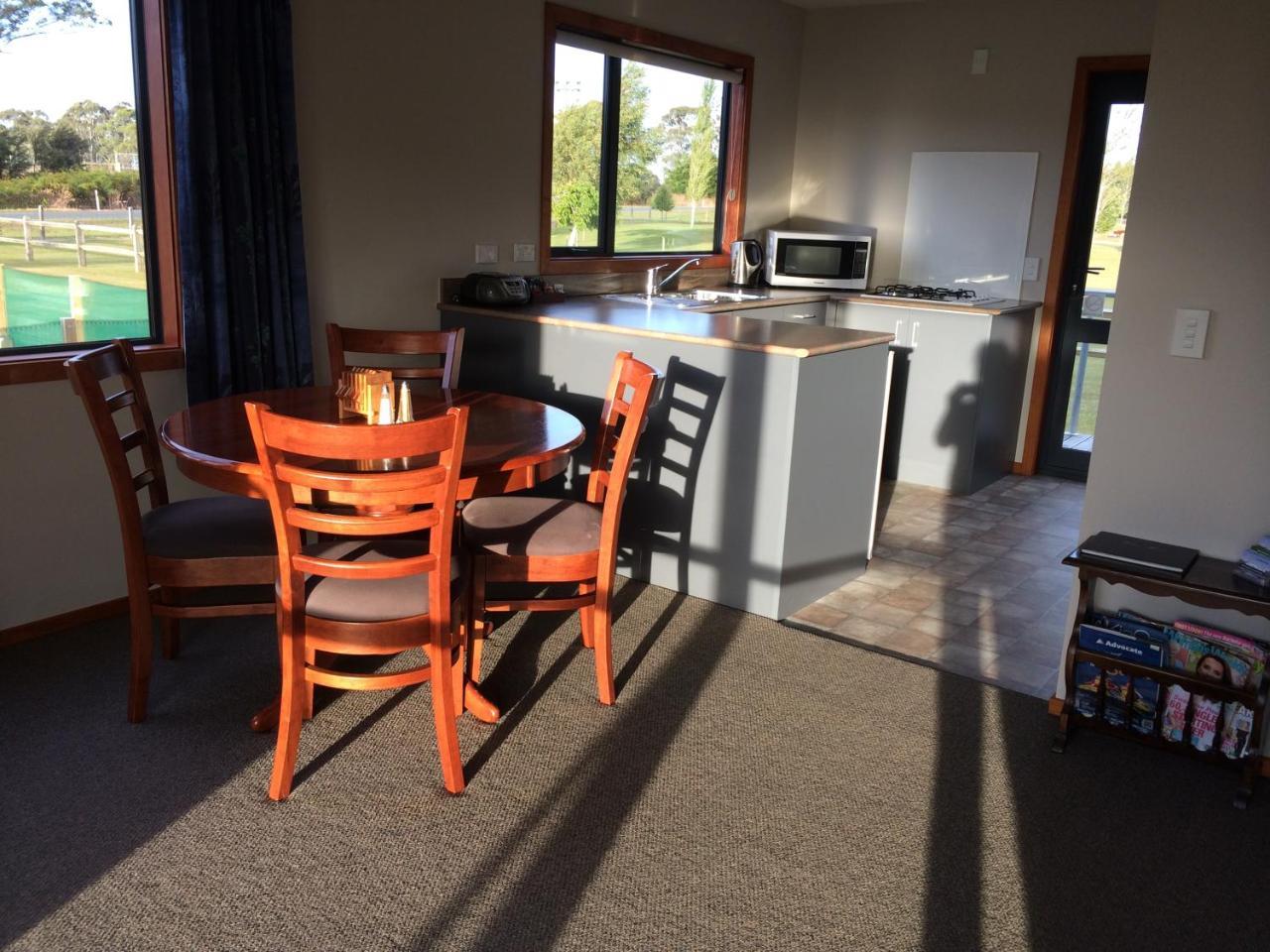 Acheron Cottages Manapouri Luaran gambar
